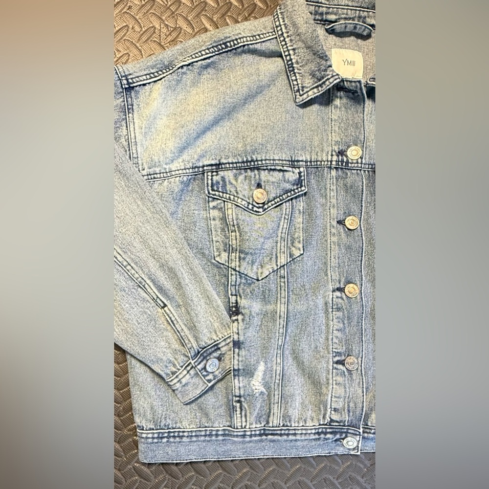 YMI Women’s Plus Oversized Boyfriend Denim Jacket Size 1X - Picture 3 of 9